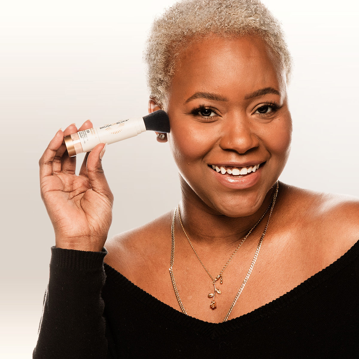 Brush On Block SPF 50 Translucent Mineral Powder Sunscreen product details mineral sunscreen brush applicator