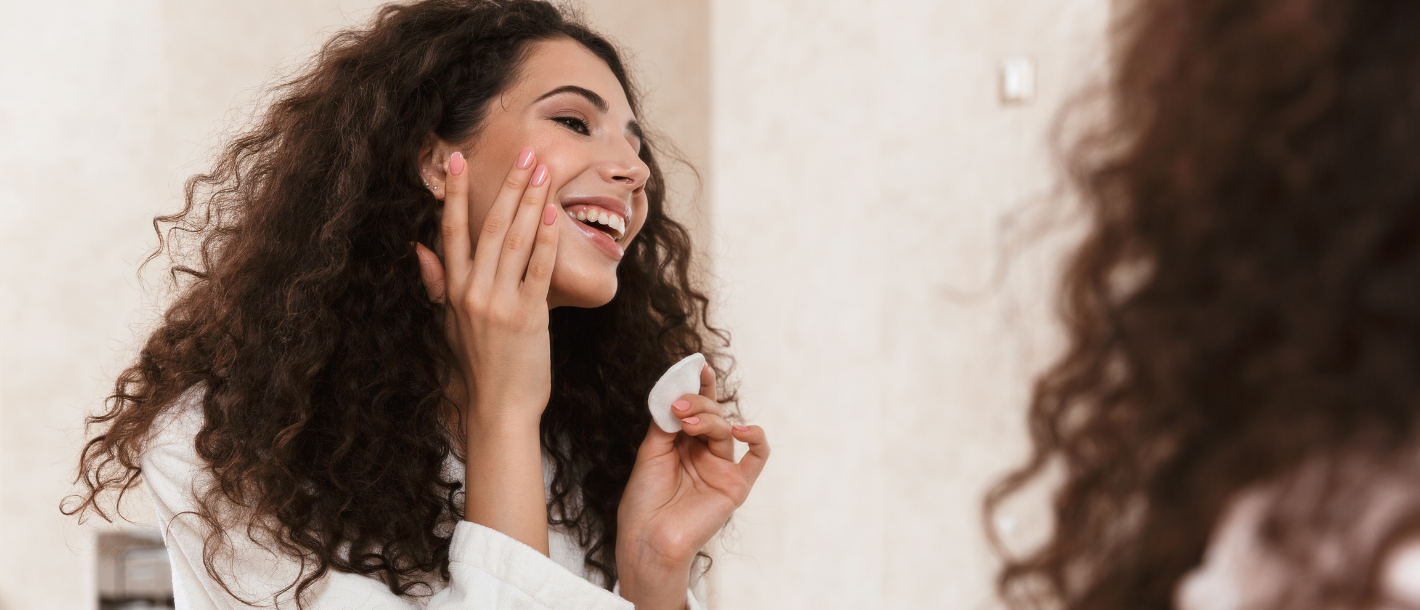 Quick, easy skincare moment for busy daily routines.