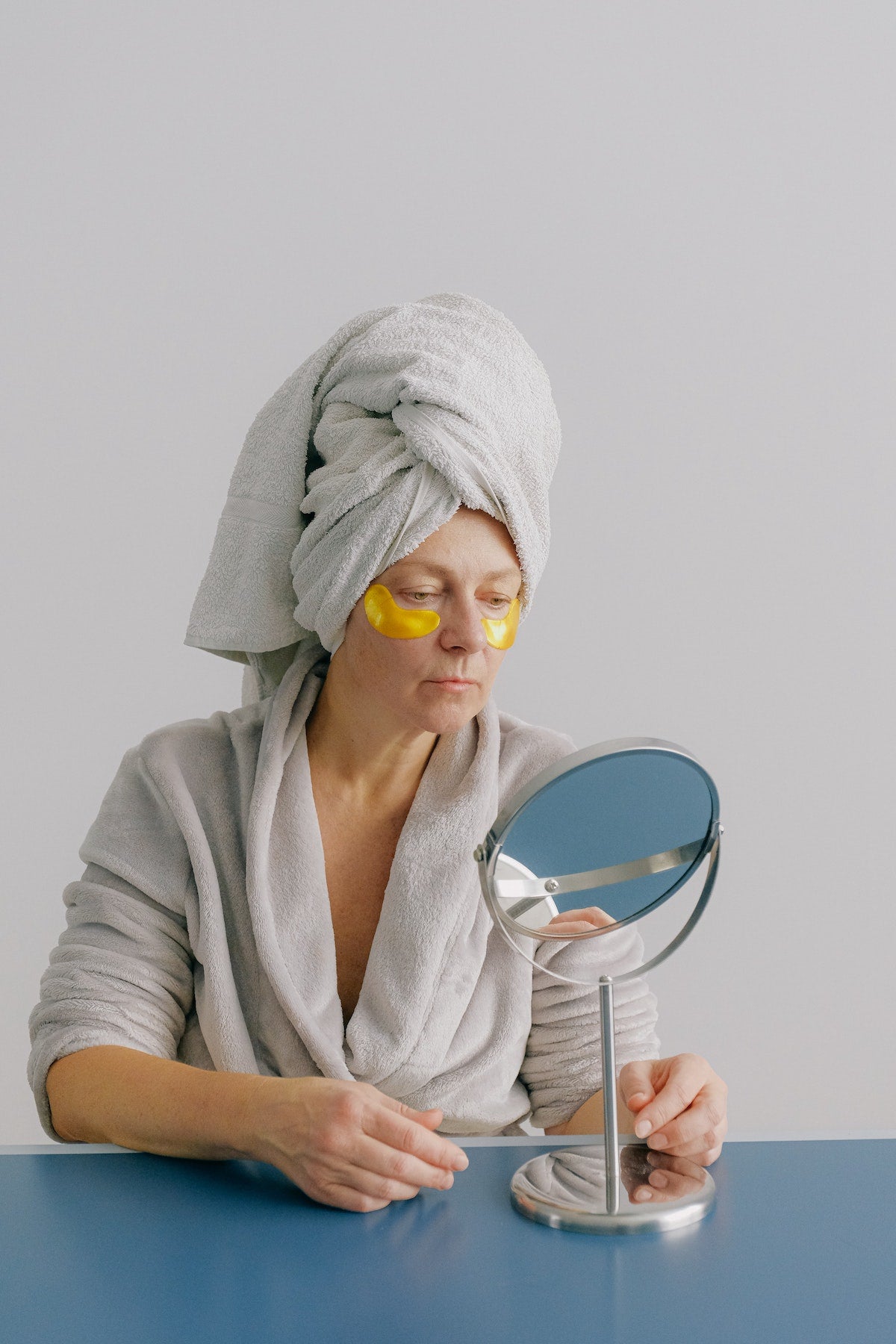 BRUSH ON BLOCK® image of woman in eye masks